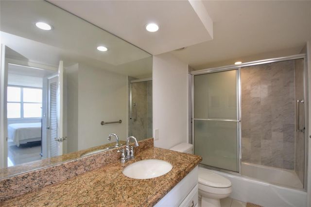 1012 N Ocean Boulevard 204, Pompano Beach, FL 33062