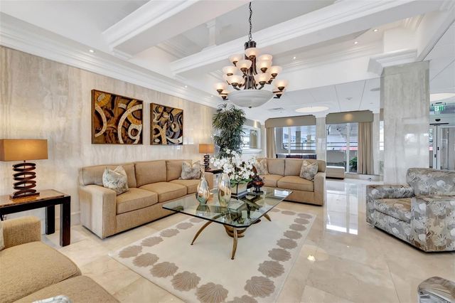 1012 N Ocean Boulevard 204, Pompano Beach, FL 33062