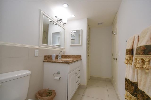 1012 N Ocean Boulevard 204, Pompano Beach, FL 33062