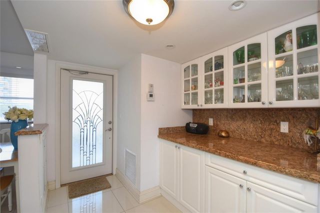 1012 N Ocean Boulevard 204, Pompano Beach, FL 33062