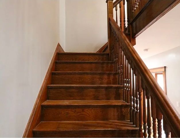 67 Tonawanda St 2, Boston, MA 02124