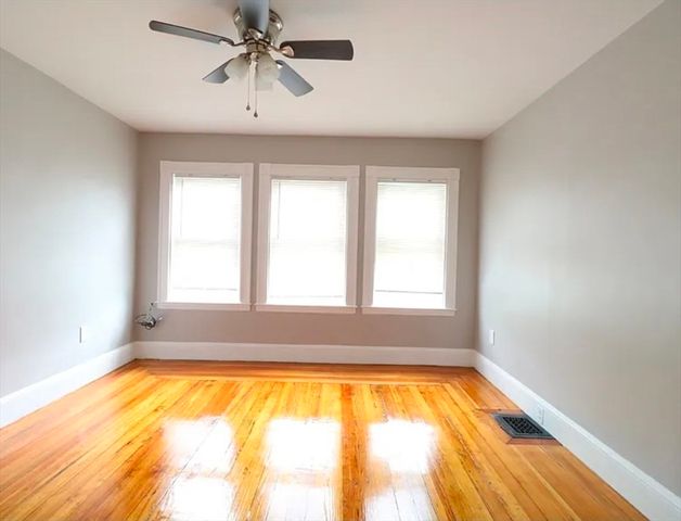 67 Tonawanda St 2, Boston, MA 02124