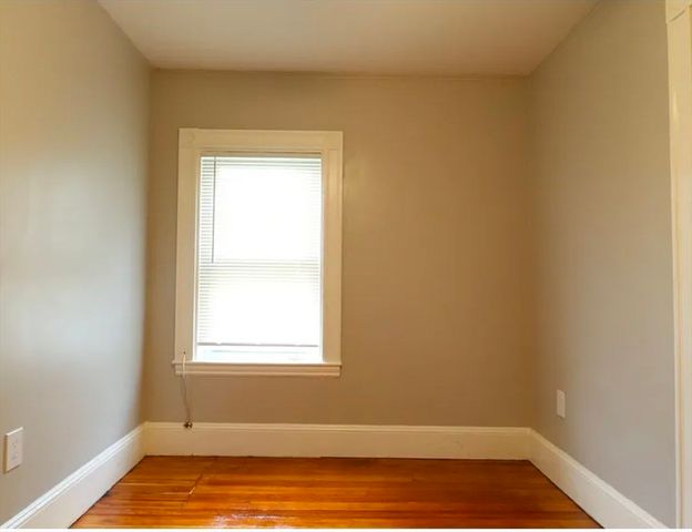 67 Tonawanda St 2, Boston, MA 02124