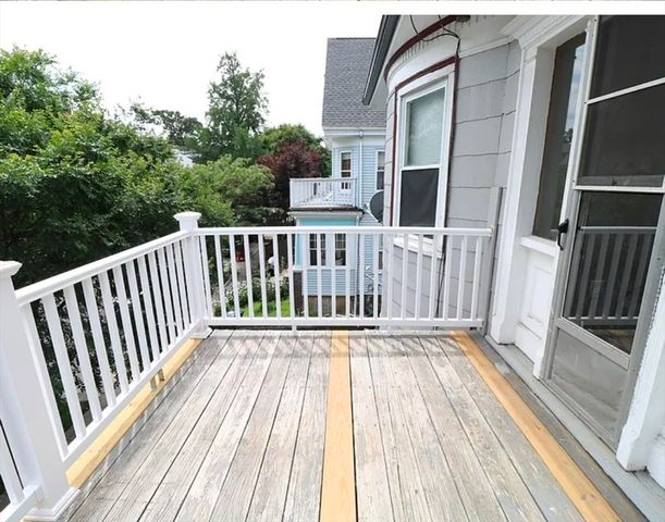 67 Tonawanda St 2, Boston, MA 02124