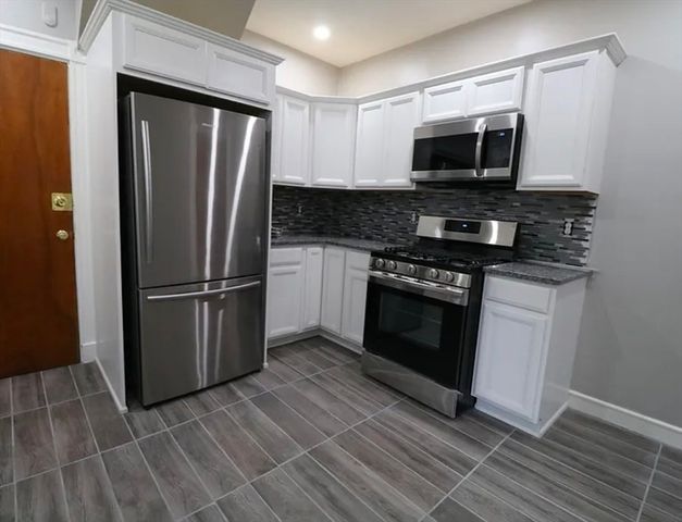 67 Tonawanda St 2, Boston, MA 02124