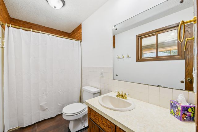 306 6th Avenue W, Shakopee, MN 55379