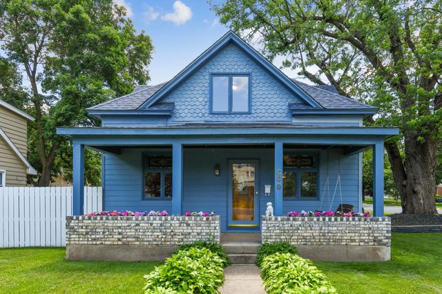 306 6th Avenue W, Shakopee, MN 55379