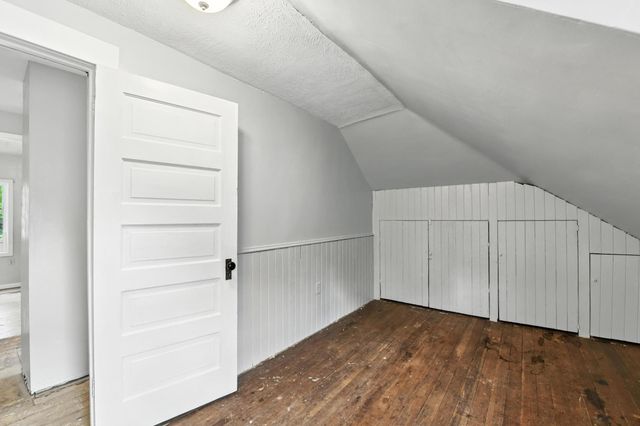 306 6th Avenue W, Shakopee, MN 55379
