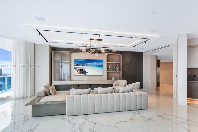 2711 S Ocean Dr 3905, Hollywood, FL 33019