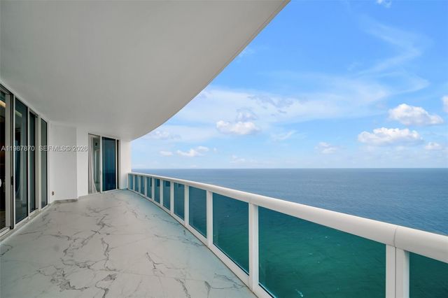 2711 S Ocean Dr 3905, Hollywood, FL 33019