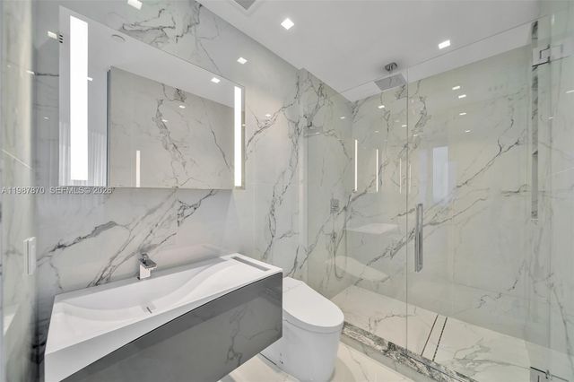 2711 S Ocean Dr 3905, Hollywood, FL 33019