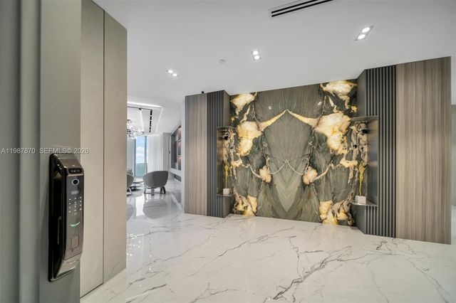 2711 S Ocean Dr 3905, Hollywood, FL 33019