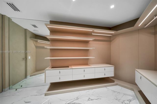 2711 S Ocean Dr 3905, Hollywood, FL 33019