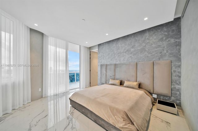 2711 S Ocean Dr 3905, Hollywood, FL 33019