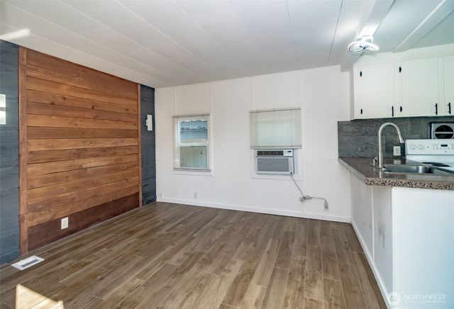 10900 Kuhlman Road SE #24, Olympia, WA 98513