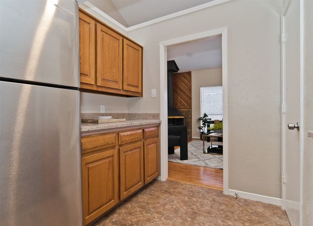 7450 Holly Hill 116, Dallas, TX 75231