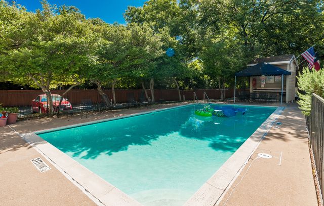 7450 Holly Hill 116, Dallas, TX 75231