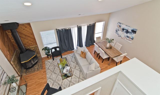 7450 Holly Hill 116, Dallas, TX 75231