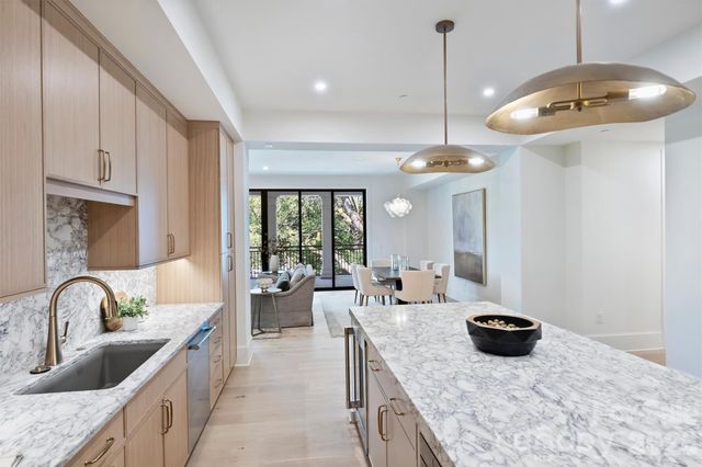 409 Queens Road 301, Charlotte, NC 28207