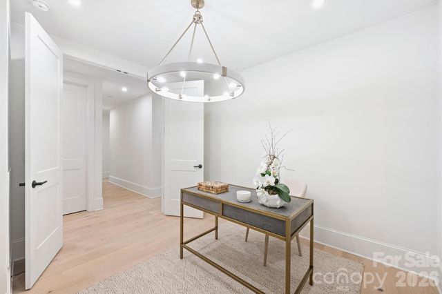 409 Queens Road 301, Charlotte, NC 28207