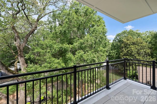 409 Queens Road 301, Charlotte, NC 28207