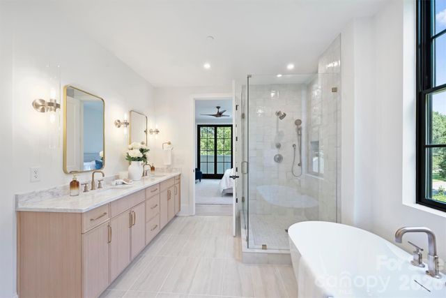 409 Queens Road 301, Charlotte, NC 28207