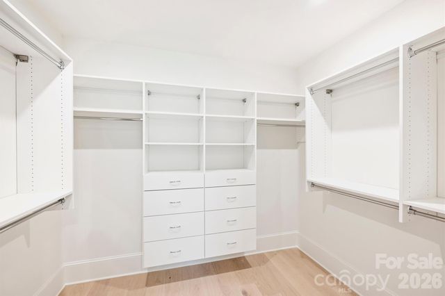 409 Queens Road 301, Charlotte, NC 28207