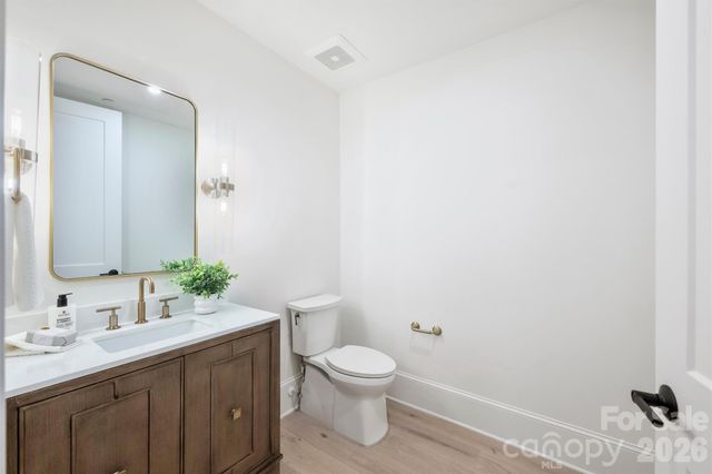 409 Queens Road 301, Charlotte, NC 28207