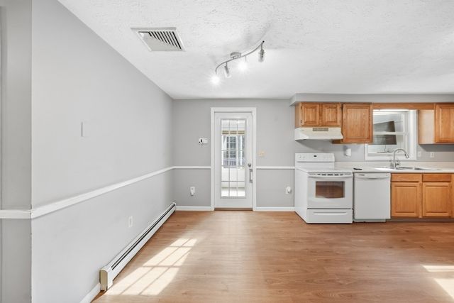 140 Town Farm Road, Brookfield, MA 01506