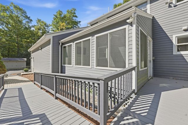 140 Town Farm Road, Brookfield, MA 01506