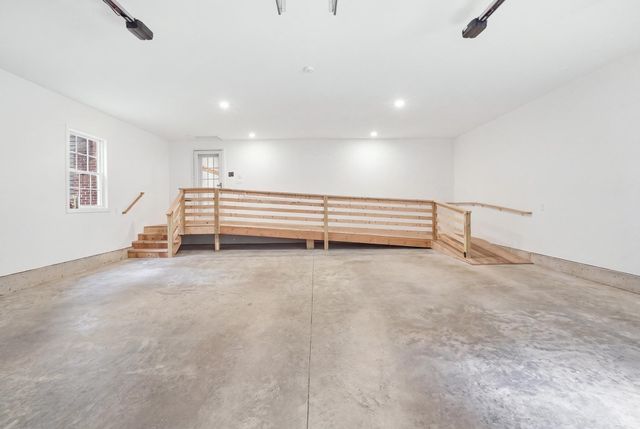 140 Town Farm Road, Brookfield, MA 01506
