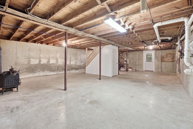 140 Town Farm Road, Brookfield, MA 01506