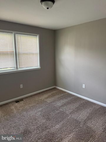 5902 MIDDLETON CT, Temple Hills, MD 20748