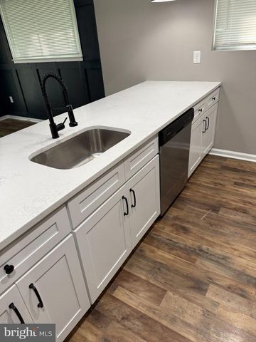5902 MIDDLETON CT, Temple Hills, MD 20748