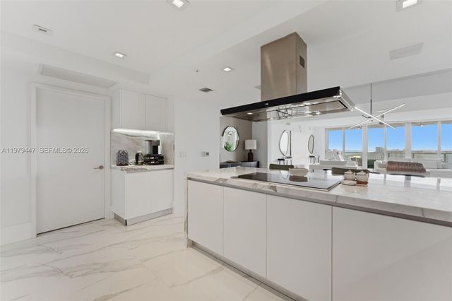 330 Sunny Isles Blvd 5-2304, Sunny Isles Beach, FL 33160