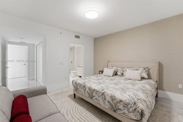 330 Sunny Isles Blvd 5-2304, Sunny Isles Beach, FL 33160