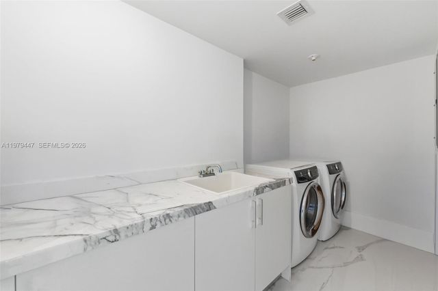 330 Sunny Isles Blvd 5-2304, Sunny Isles Beach, FL 33160