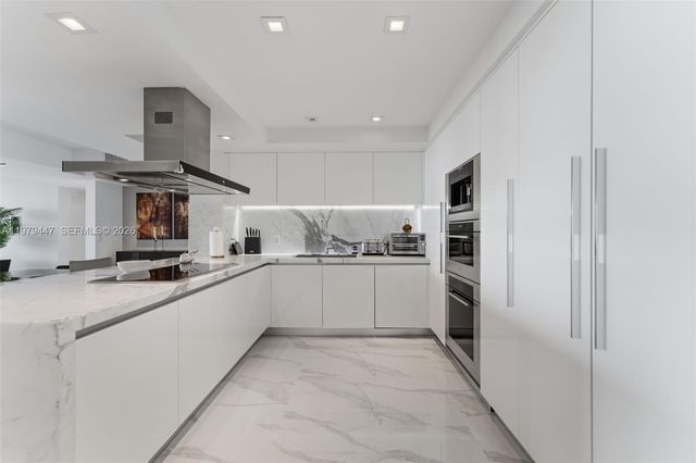 330 Sunny Isles Blvd 5-2304, Sunny Isles Beach, FL 33160