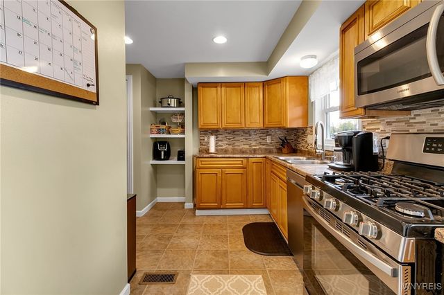 114 Lincoln Street, Lancaster, NY 14043