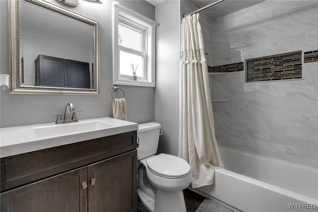 114 Lincoln Street, Lancaster, NY 14043