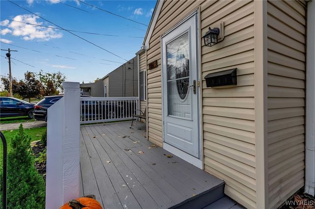 114 Lincoln Street, Lancaster, NY 14043