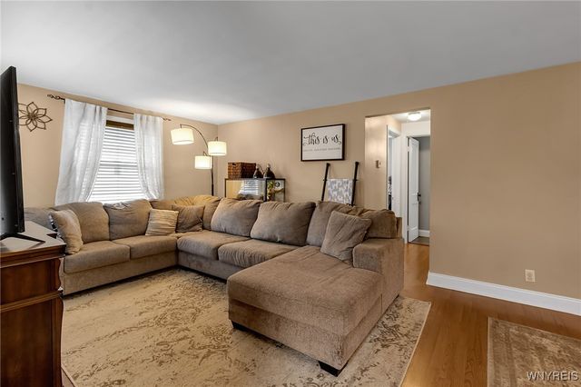 114 Lincoln Street, Lancaster, NY 14043