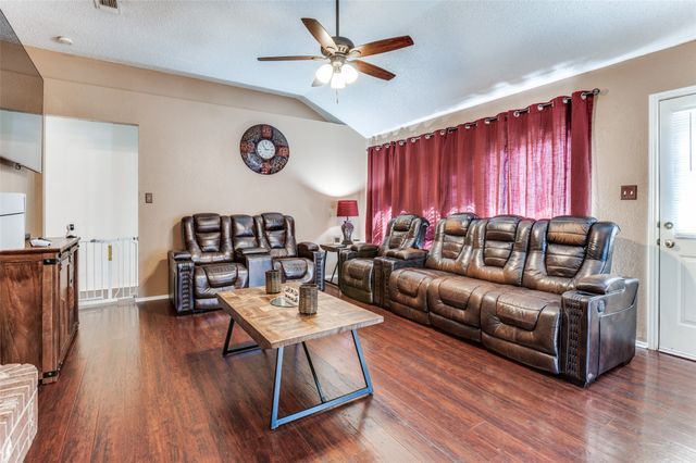 3132 Pheasant Run Court, Grand Prairie, TX 75052