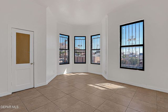1331 Wyoming Avenue, El Paso, TX 79902