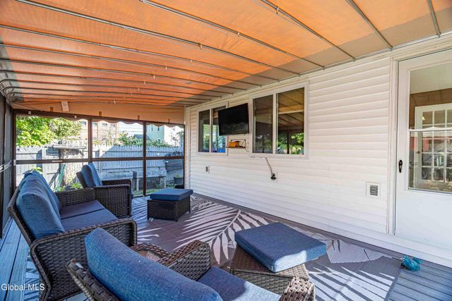 14 Locust Street, Glens Falls, NY 12801