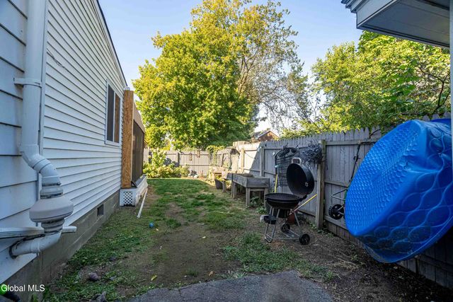 14 Locust Street, Glens Falls, NY 12801