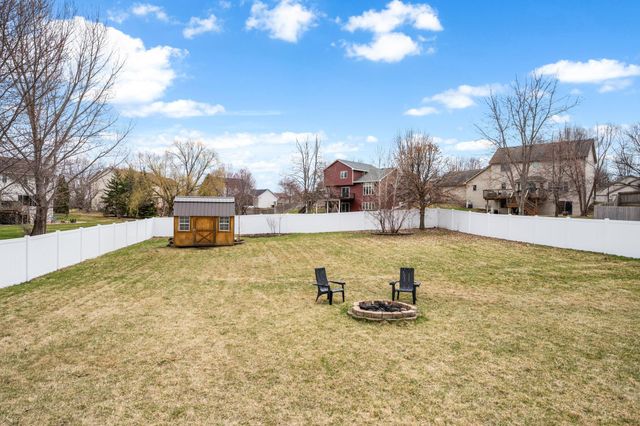 21245 123rd Avenue N, Rogers, MN 55374