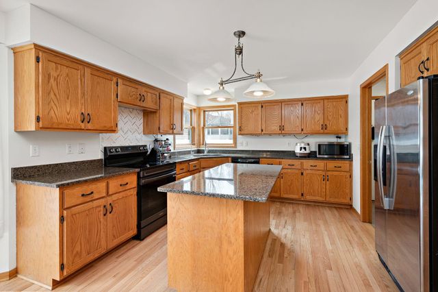 21245 123rd Avenue N, Rogers, MN 55374