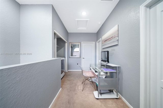 1097 NE 40th Rd, Homestead, FL 33033