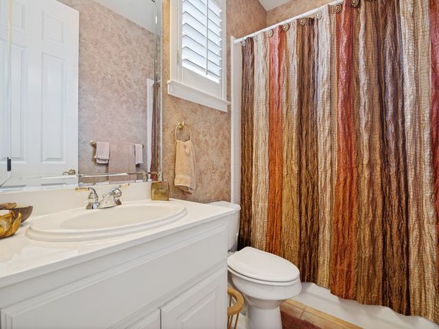 3204 Thorne Hill Court, Richardson, TX 75082